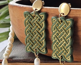 St. Patricks Day earrings, Green celtic clay earrings, Polymer clay earrings, Irish knot jewelry, Dangle rectangle pearl earrings