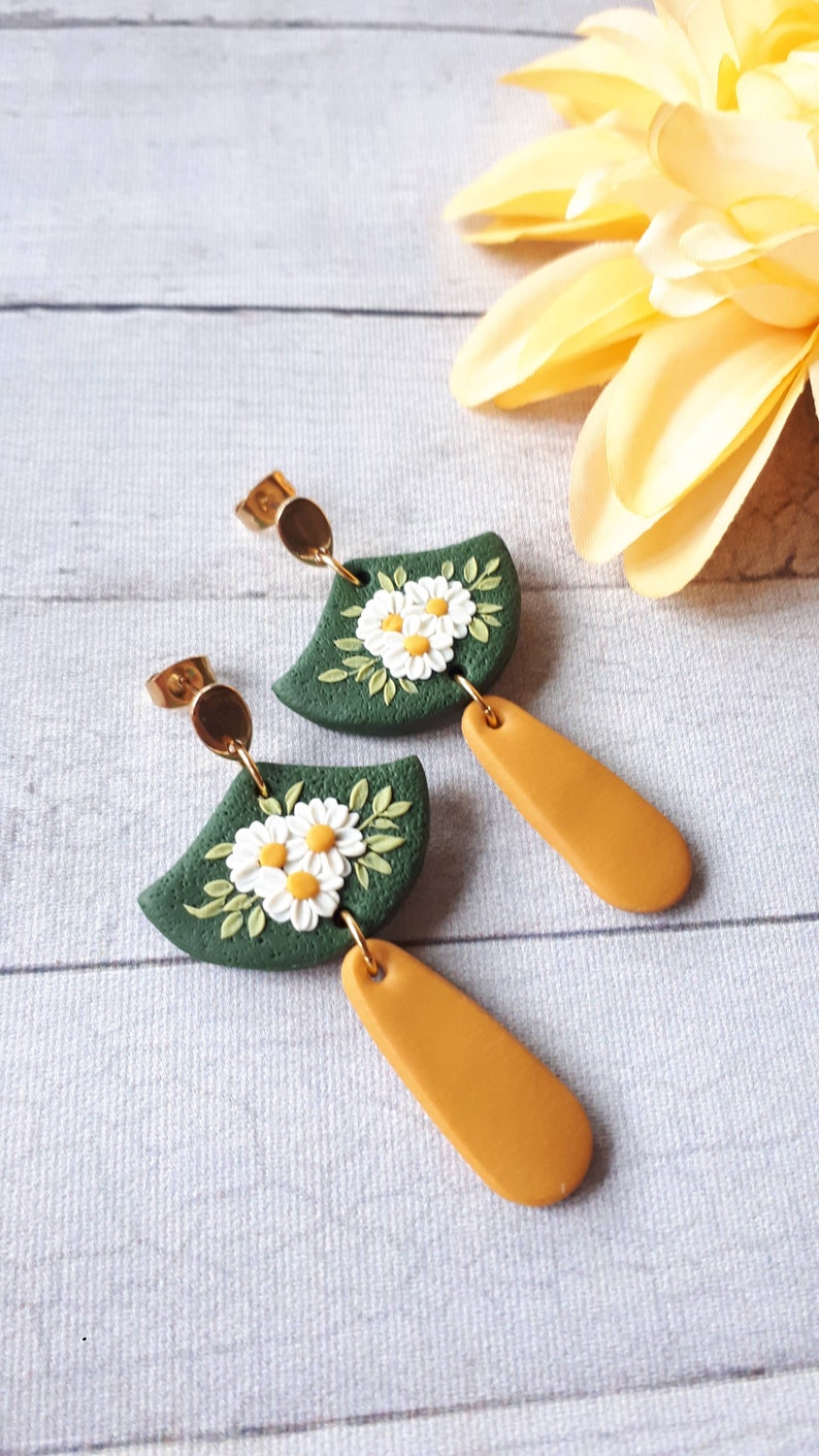 Vibrant Daisy earrings, Daisy flower polymer Clay dangle earrings, Moss green and yellow romantic floral earrings with daisies image 10