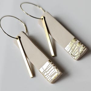 Gold Beige and Black Minimal earrings, Neutral hoops, Elegant Polymer Clay Earrings, Clay earrings, Dangle Earrings, lightweight earrings,