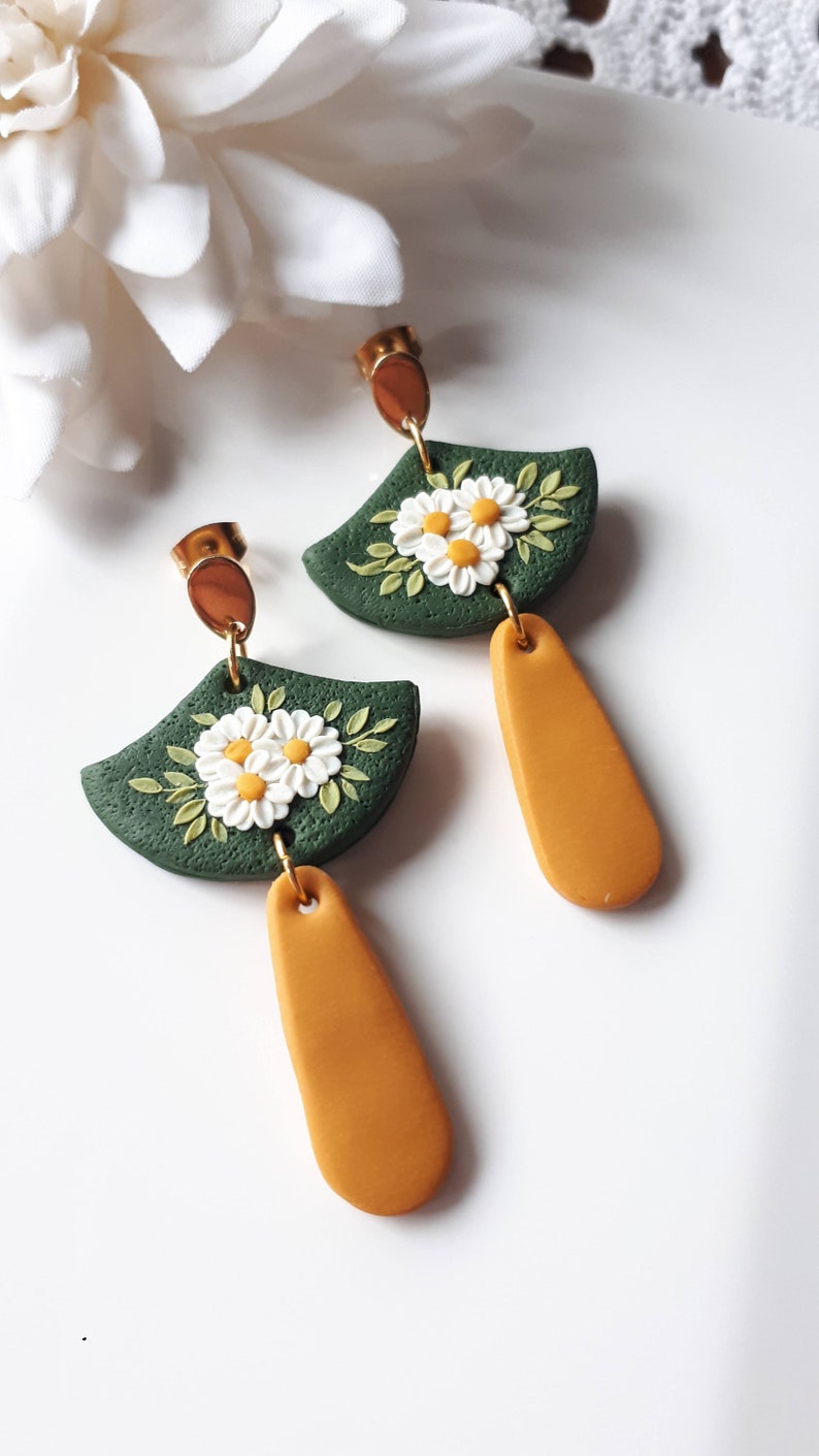 Vibrant Daisy earrings, Daisy flower polymer Clay dangle earrings, Moss green and yellow romantic floral earrings with daisies image 8
