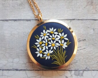 Collier médaillon photo marguerite, pendentif fait main en pâte polymère