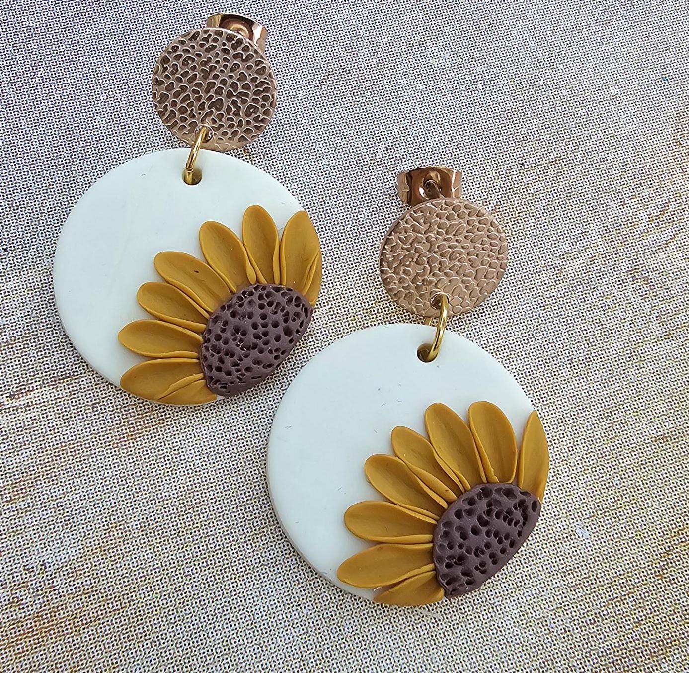◆VINTAGE HOLLYWOOD◆ Tropical Flower Earrings VH2336EA008B il_fullxfull.3786701640_53u8.jpg