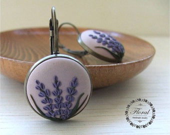 Boho soft color Lavender Earrings, Lavender flower clay earrings, Mother's day gift for Mom, Polymer clay earrings with purple floral