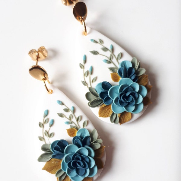 Blue Flower earrings, Elegant Polymer Clay Earrings for Mom, Morthers day gift, Floral earrings, clay earrings, birthday gift
