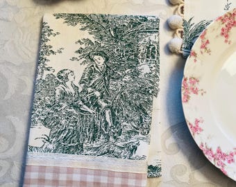 Green Toile Fingertip Towels (Set of 2): French Cottage Check Linens