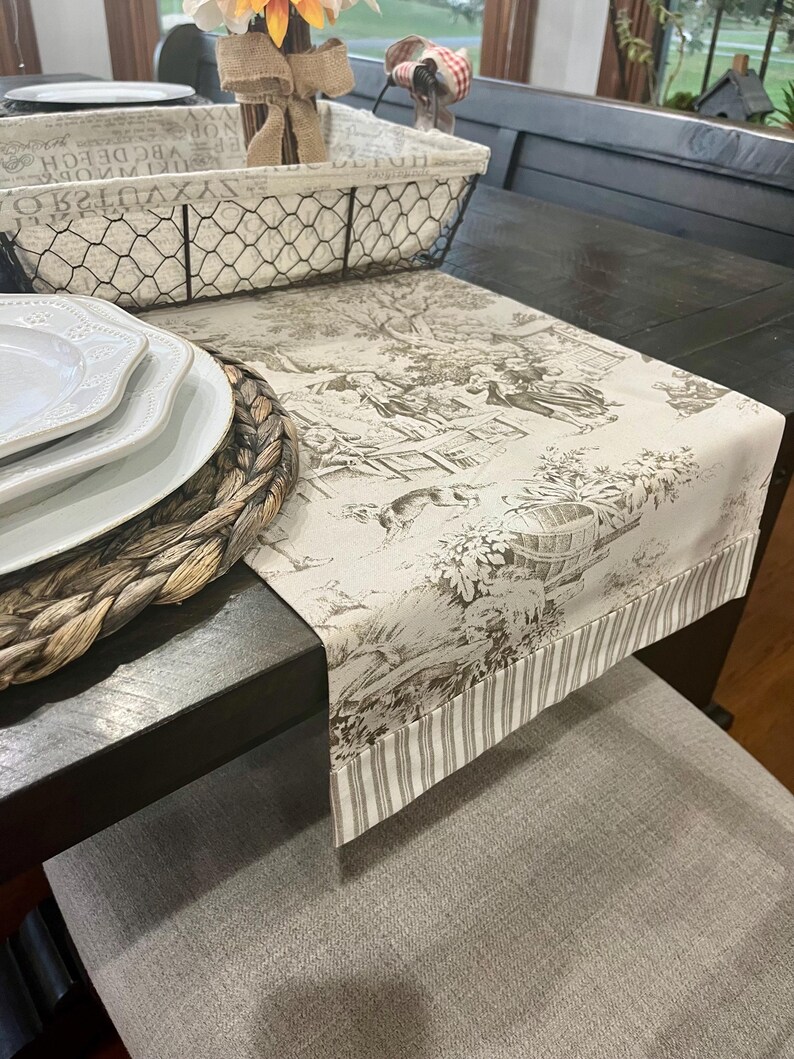 embellishedinterior Toile Table Runner - Thumbnail 5