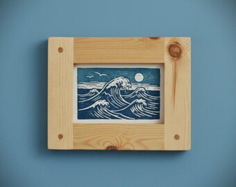 Wooden picture and photo frame for 5 x 7 inch, small natural rustic wood frame, for landscape & portrait - custom handmade in Somerset UK
