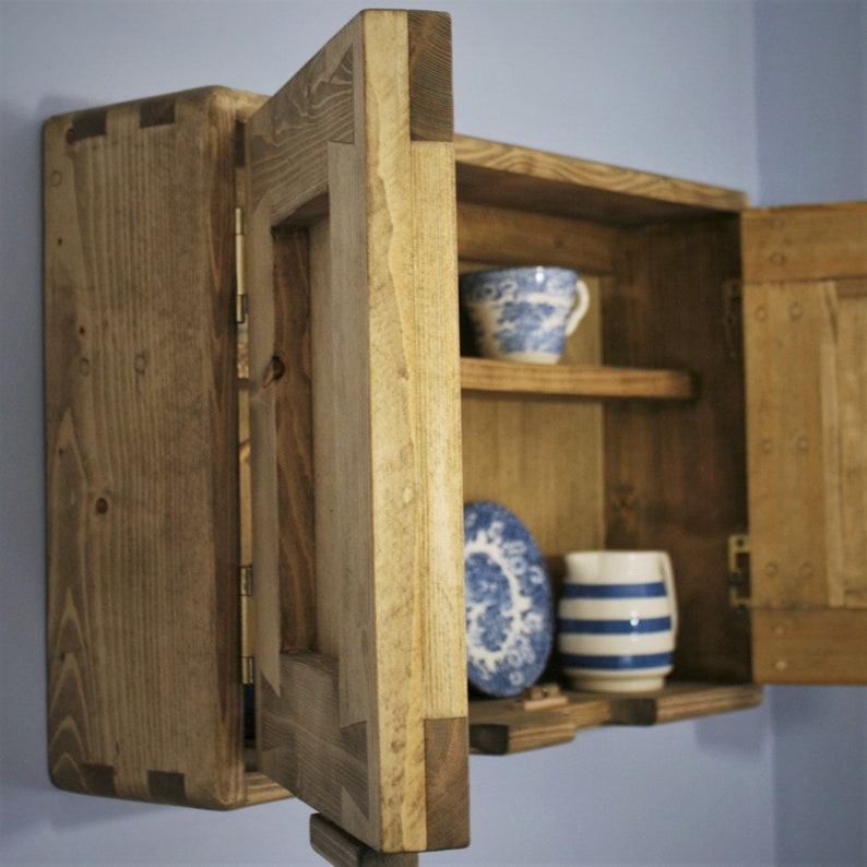 Short wooden kitchen cabinet & wall cupboard with 2 wooden doors, 2 shelves, natural wood, rustic farmhouse, custom handmade, Somerset UK Bild 5