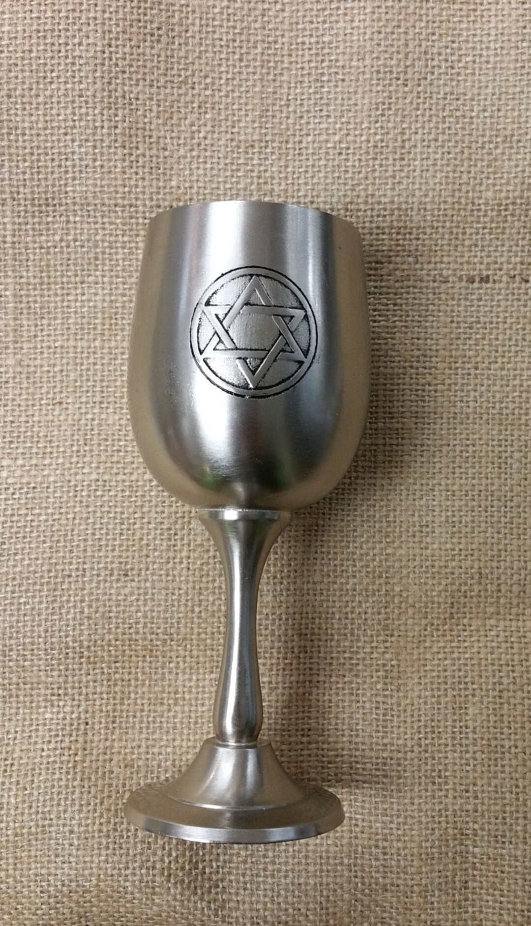 Antique Pewter Kiddush Cup con un Magen David antiquedo en la Etsy España