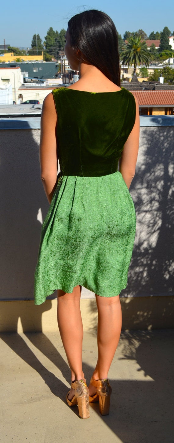 Vintage 1960s 60s Dark Green Velvet Dress - image 5