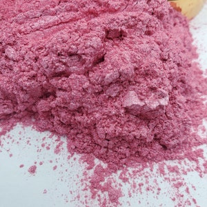 Juicy Pink Mica Powder Pigment image 2