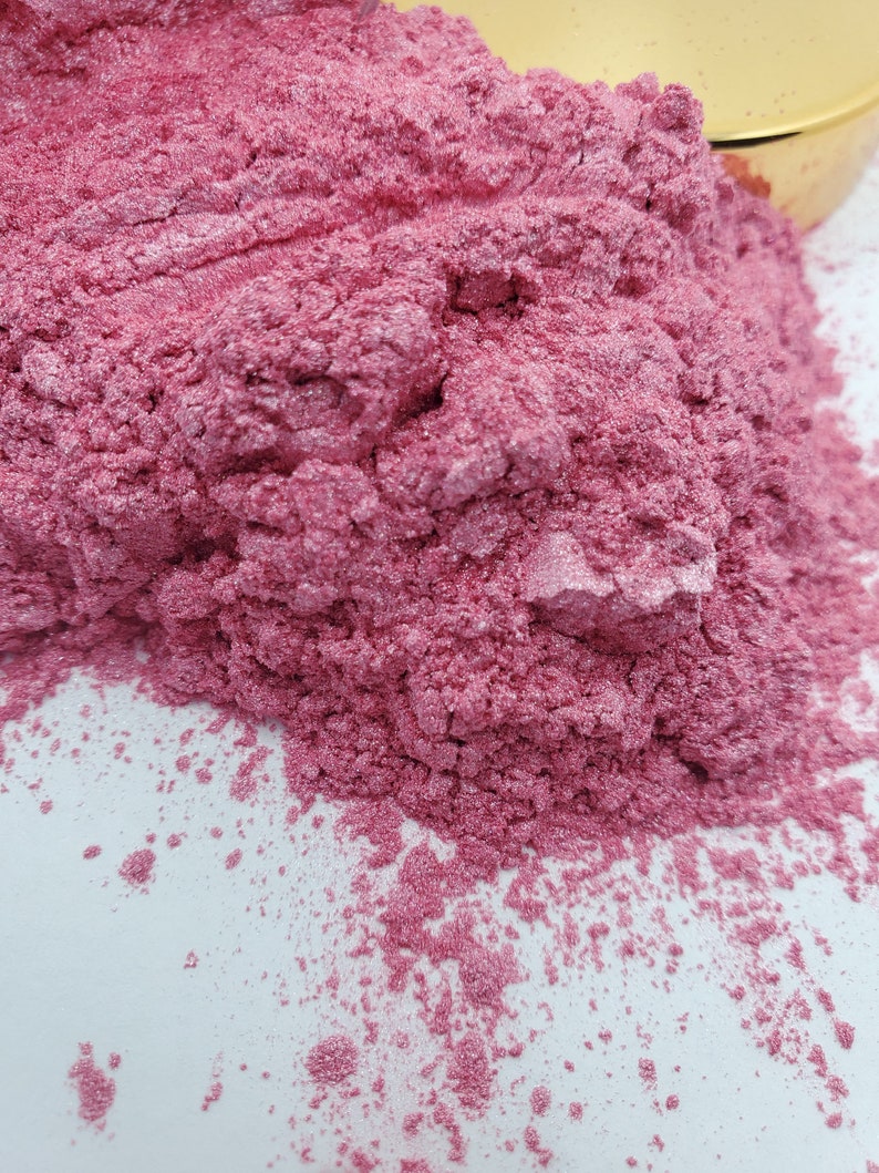 Juicy Pink Mica Powder Pigment image 2