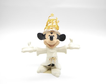 Lenox Disney Showcase Collection Mickey's Magic Moment Figurine