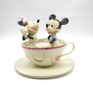 Lenox Disney Showcase Collection Mickey&#39;s Teacup Twirl Figurine