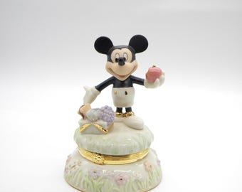 Lenox - Disney Showcase - Snow White Let's See What's Upstairs - Etsy