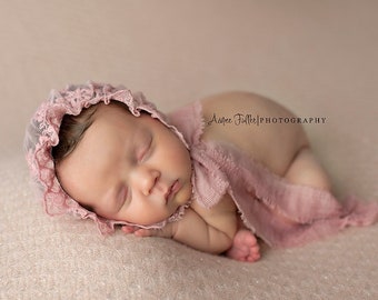 NEWBORN BABY BONNET, dusty pink vintage lace cotton, handmade baby baby girl photo prop, baby shower gift, vintage lace baby bonnet