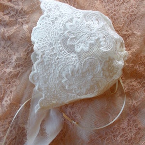 LACE BABY BONNET, vintage lace, off white, newborn, stretch lace, handmade, newborn baby photo prop, photography prop, baby image 3