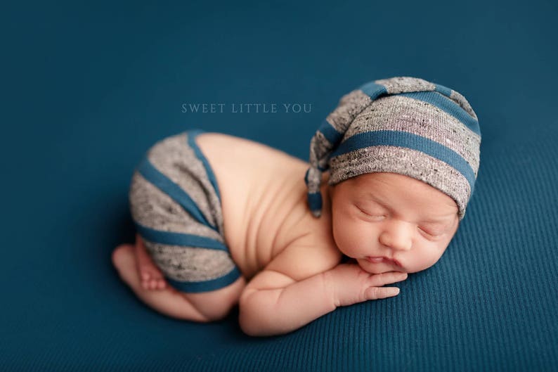 newborn photography prop photo baby photo prop blue baby gift HANDMADE NEWBORN SHORT set grey striped baby hat striped stretch knit