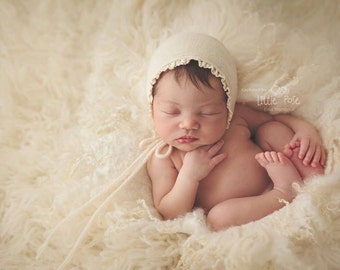 NEWBORN BABY BONNET, knit baby bonnet, beige, brown ivory trim, handmade baby bonnet for baby photo prop,  photography prop, baby photo prop