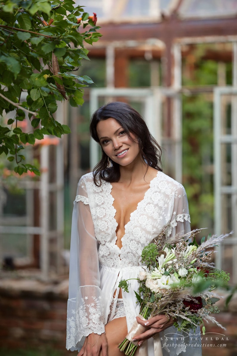 boho bell sleeve elopement robe for photo shoot long off white bridal gown BRIDAL BOUDOIR ROBE wedding day gown size 0-16 train
