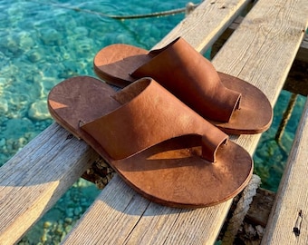 Handmade Leather Toe Loop Sandals for Men, Brown Bodrum Sandals, Minimalist Beach Slides, Rustic Summer Vacation Shoes