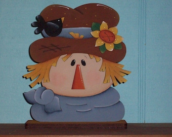 Hello Fall Scarecrow