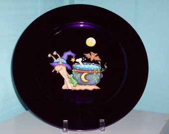 Hazel Witch Plate