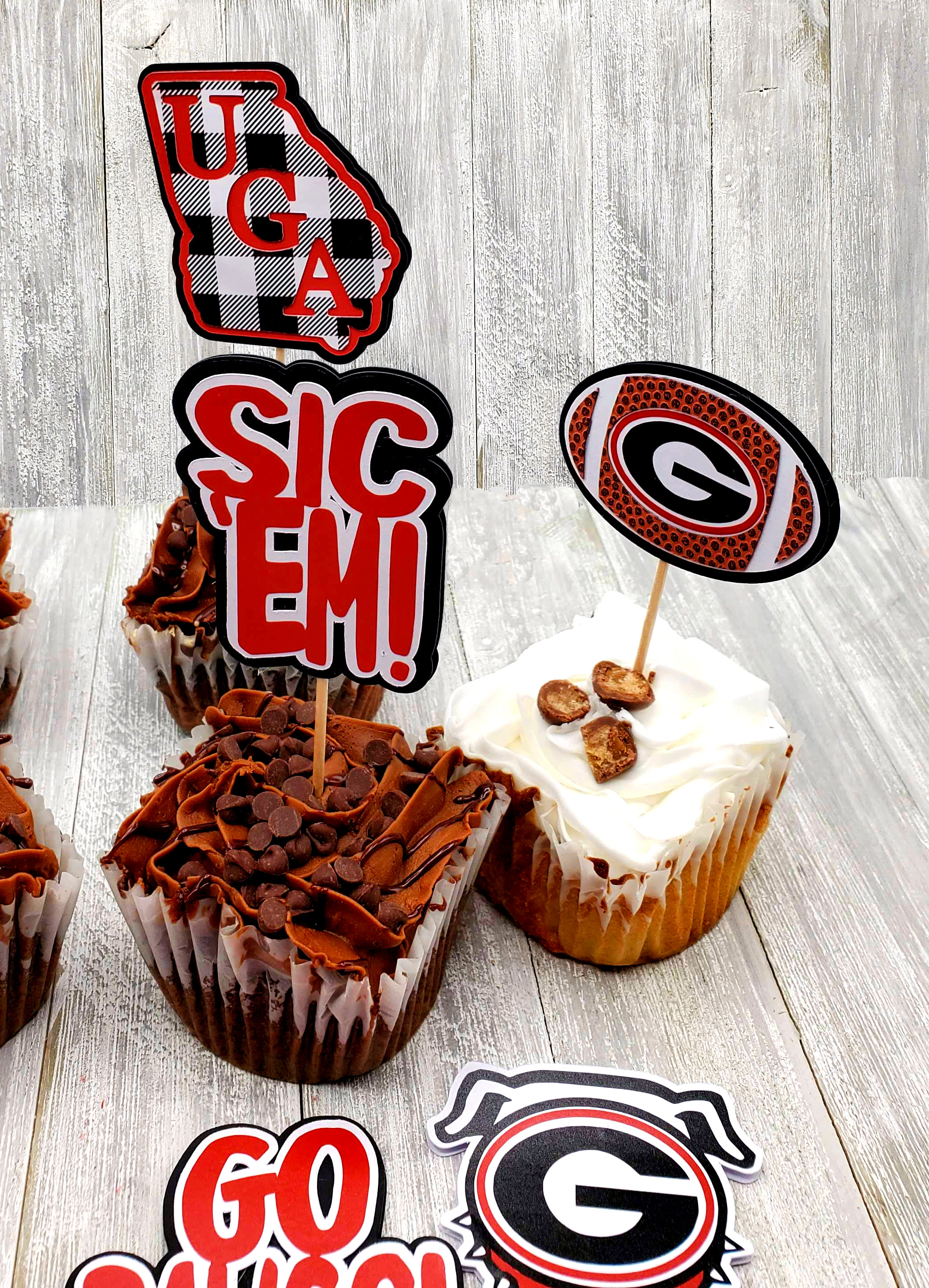 Uga cupcake shop toppers