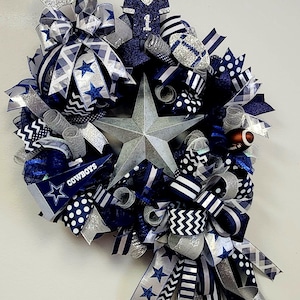 Dallas Cowboys Wreath: NFL Sports Fan Home Decor
