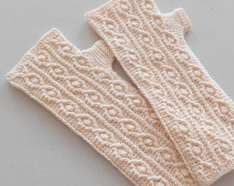 Crochet Pattern: Grazia Fingerless Gloves Cable Design (PDF Pattern)