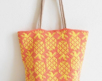 Crochet Pattern for Pina Colada Tote. Tapestry crochet bag, crochet bags, diy bag, crochet pineapple, crochet patterns, crochet bag pattern.