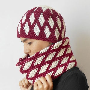 Mommy & Me Diamonds Set, crochet cowl, crochet scarf, crochet hat, crochet beanie, tapestry crochet pattern, kid beanie