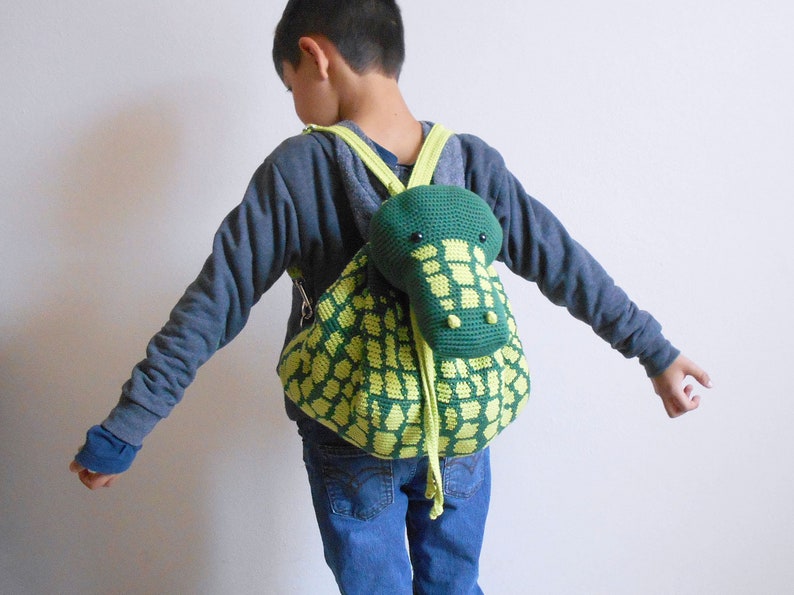 Crochet pattern for Crocodile Bag-Pack. Crochet backpack, crochet bag, tapestry bag, tapestry crochet, amigurumi bag, crochet crocodile image 4