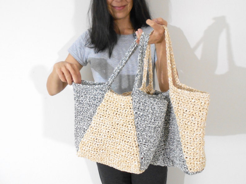 Crochet pattern for Color Block Tote. Easy level, includes basic stitches and shaping. Crochet bags, Crochet bag patterns. image 4