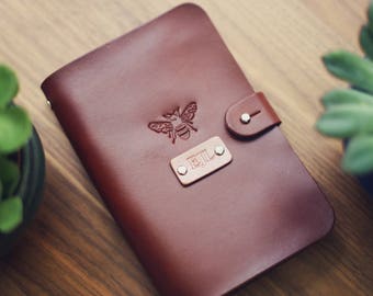 SALE 50% Personalized Leather journal, Notebook, Travel Diary, Journal, Sketchbook, Brown stain, wanderlust honey bee, Custom name initials