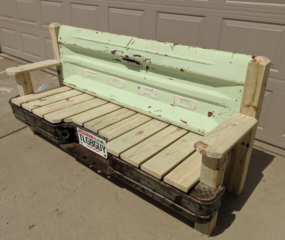 Ford Tailgate Bench With Bumper