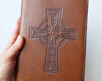 NIV Celtic Cross Hand Tooled Leather Bible (New International Version) - Medium Brown