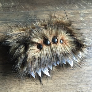 Heebie Jeebie Brown Furry Cover (Nook/Kindle/iPad/Kobo/Other)