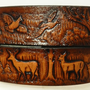 Name Belt Outdoors Hunting NBT104 - Belt is 1 1/2&quot; wide - Includes name in center back, removable utility buckle & leather keeper