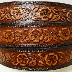 Narrow Leather Belt Flowers:  BT588N is 1 1/4&quot; wide, Lighter weight 8-9oz leather  Includes removable utility buckle & leather keeper