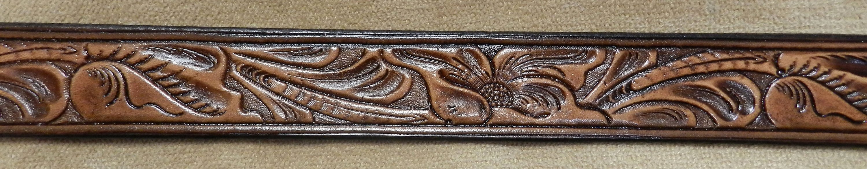 Name Belt. Western Design NBT929 - Belt is 1 1/2&quot; wide - Includes name in center back, removable utility buckle & leather keeper