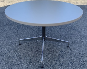 Herman Miller Mid Century Modern Round Table (Shipping is NOT Free)