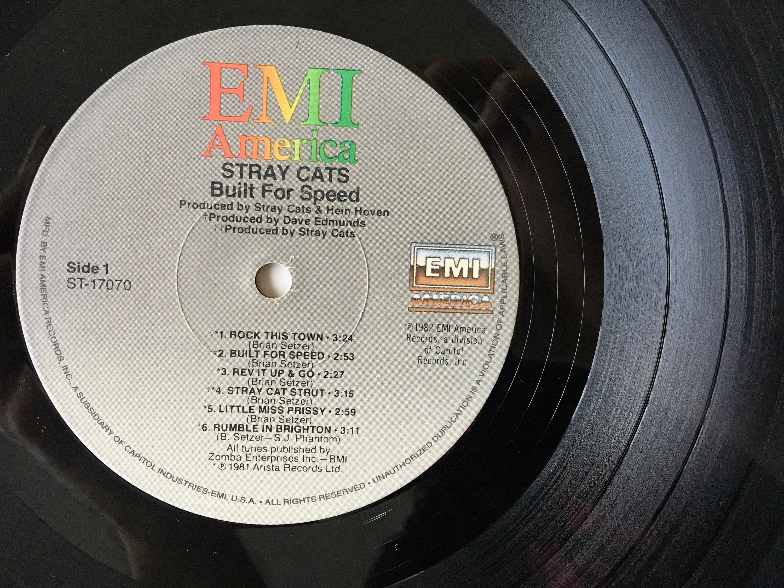 STRAY CATS - BUILT FOR SPEED 台湾 LP 811EzvxeBTL._UF350,350_QL50_.jpg