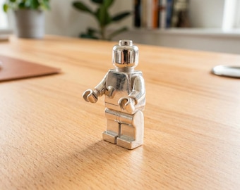 Mini figura de ladrillo de construcción en plata de ley.