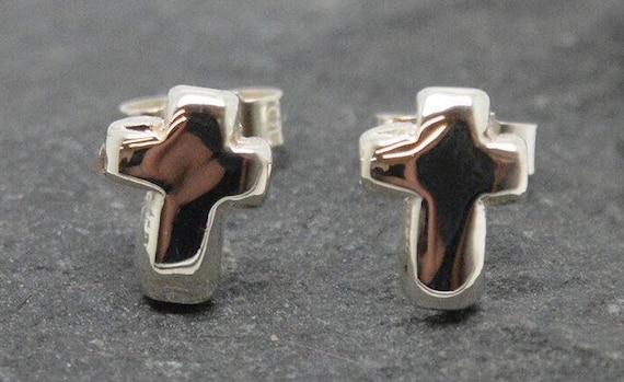 The Status Syndicate - Orecchini a bottone in argento sterling a croce