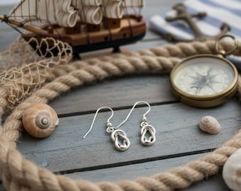 Sterling Silver Interlinked Drop Earrings.  Contemporary Earrings.