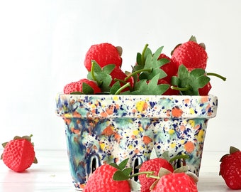 Pottery Berry Baskets, festive Berry Boxes, Fruit Baskets, Berry Box, Fruit box, Fruit basket, Berry Bowls,