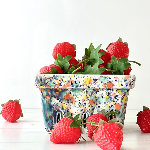 Pottery Berry Baskets, festive Berry Boxes, Fruit Baskets, Berry Box, Fruit box, Fruit basket, Berry Bowls,