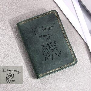 Personalisierter Leder-Kreditkartenhalter, schmale minimalistische Brieftasche für die Vordertasche, kleines Kartenetui, Geschenk für Papa, Geschenk für Mama, Jubiläumsgeschenk