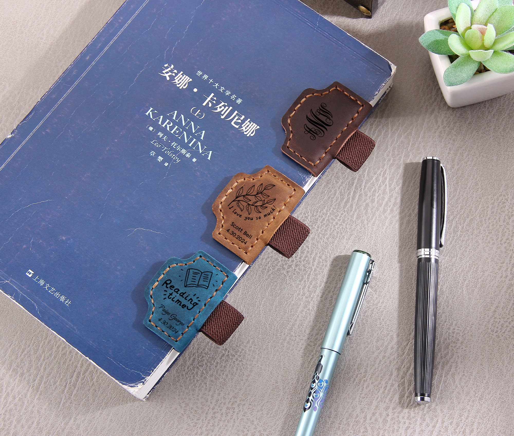 Personalised Leather Magnetic Pen Clip, Genuine Leather Pen Loop with Engraved Initials, Pen Holder for Travelers Notebook Journal Covers